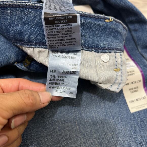 Levi Strauss Signature Women's Mid Rise Skinny Blue Jeans Size 14M - Picture 9 of 11